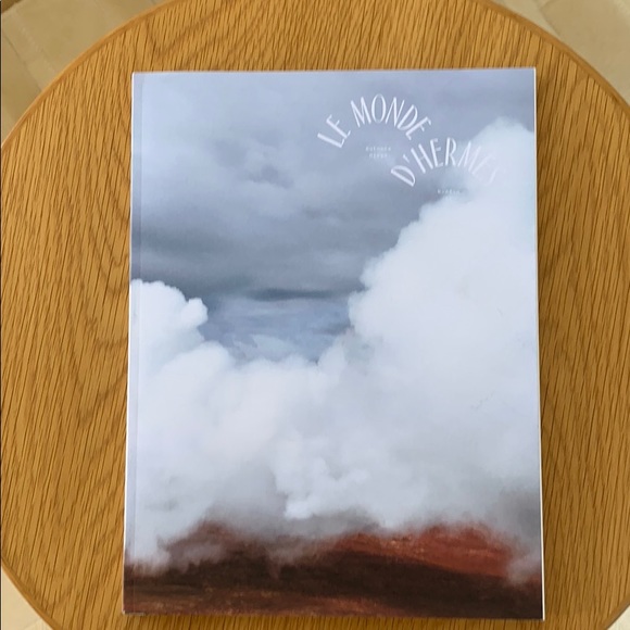 Le Monde D’Hermes - Picture 1 of 6